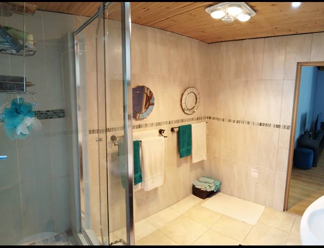 2 BEDROOM FREESTANDING FOR SALE IN SCHEEPERSHOOGTE